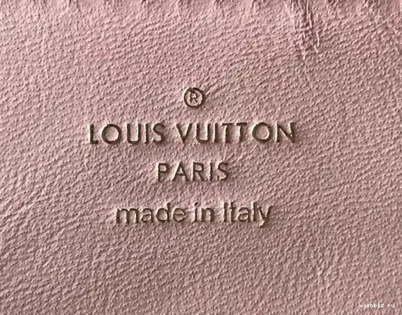 WIS COUSSIN LOUIS VUITTON POCHETTE EDITION - LIMITED 0503